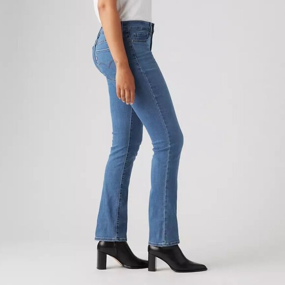 Levi's 314 Shaping Straight Women's Jeans/NWT/32w x 32l - Picture 3 of 16
